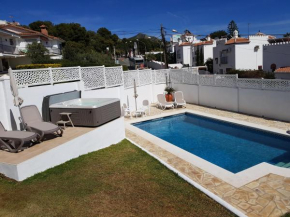 Villa - zeezicht, zwembad, Nerja